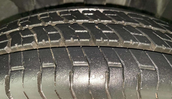 2018 Renault Kwid CLIMBER 1.0, Petrol, Manual, 79,655 km, Right Front Tyre Tread