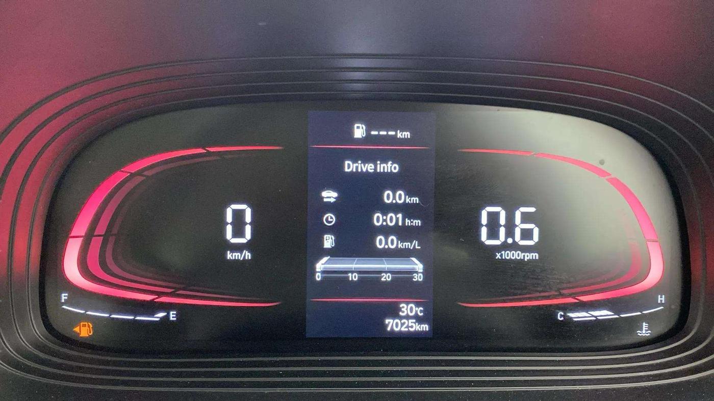 2024 Hyundai VENUE E 1.2, Petrol, Manual, 6,999 km, Odometer Image