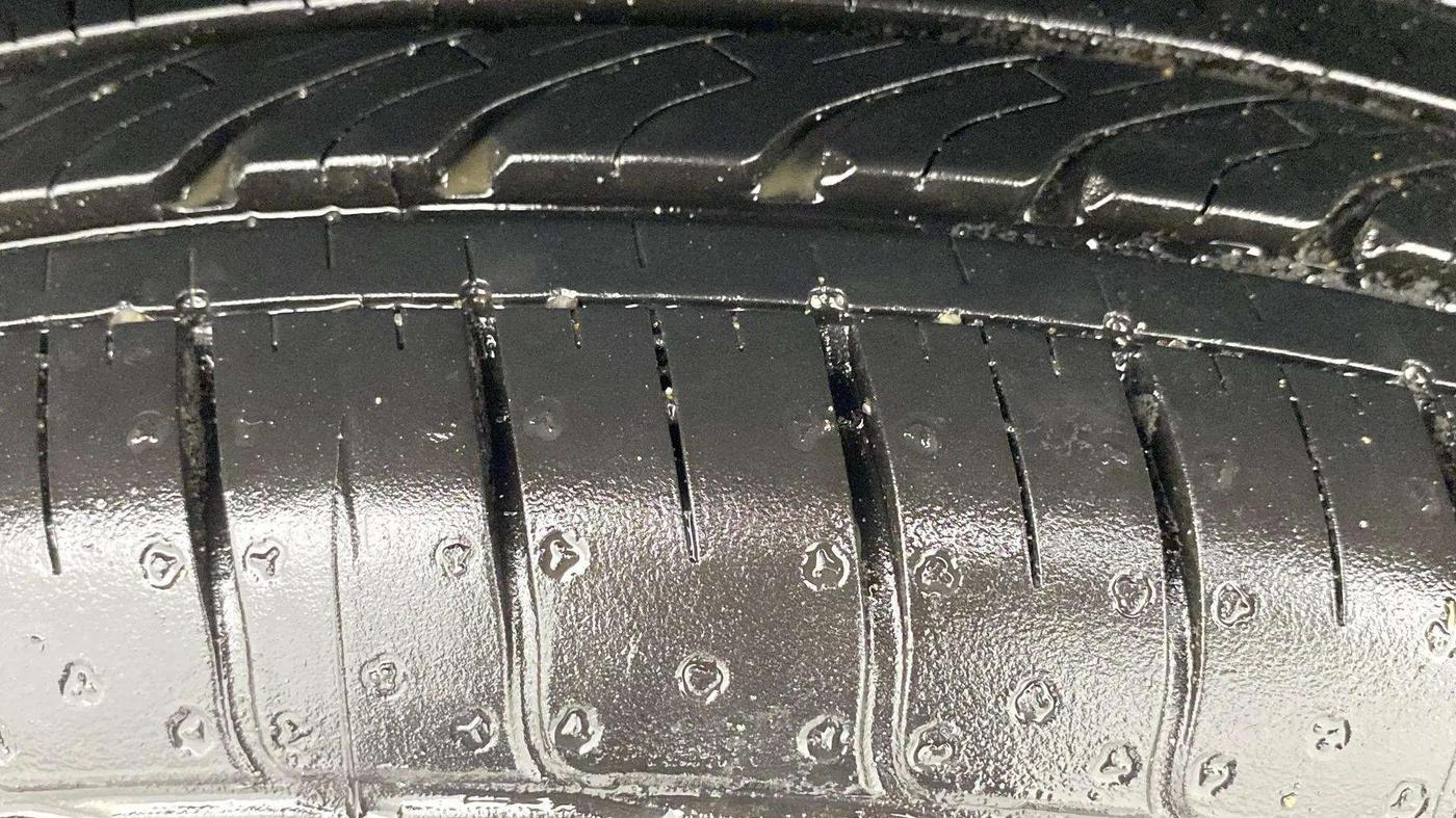 2024 Hyundai VENUE E 1.2, Petrol, Manual, 6,999 km, Right Rear Tyre Tread
