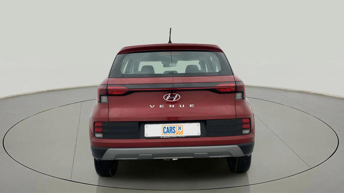 2024 Hyundai VENUE E 1.2, Petrol, Manual, 6,999 km, Back/Rear