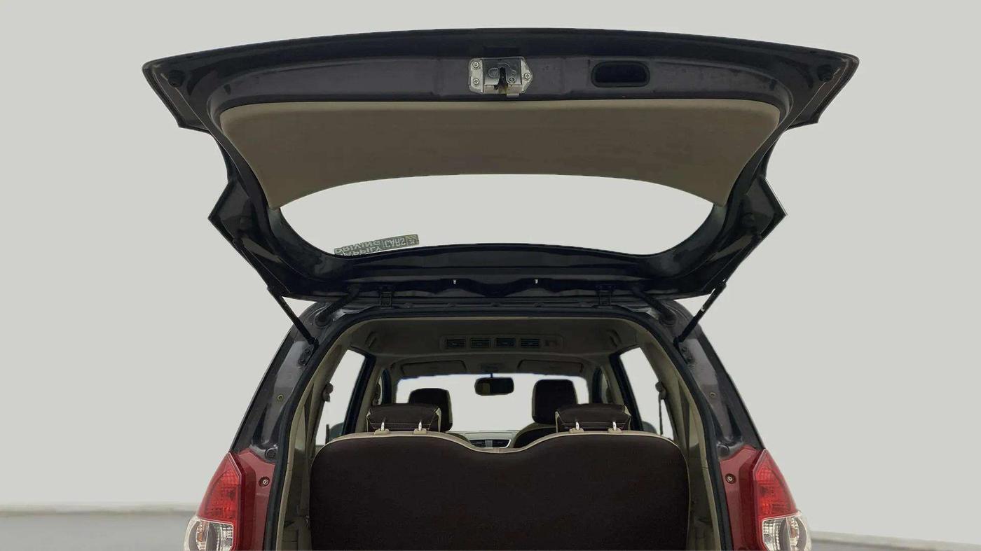 2014 Maruti Ertiga ZXI, Petrol, Manual, 39,672 km, Boot Door Open