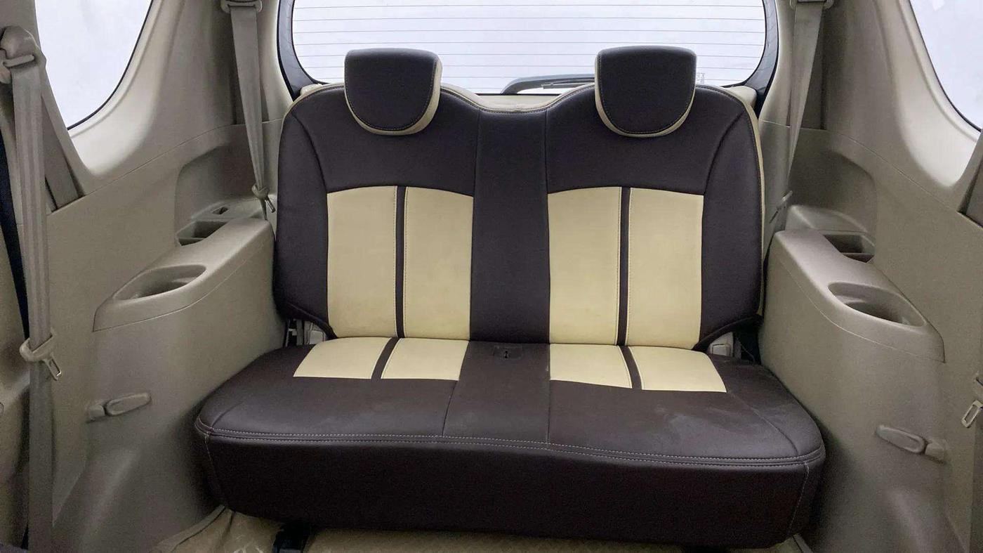 2014 Maruti Ertiga ZXI, Petrol, Manual, 39,672 km, Third Seat Row ( optional )
