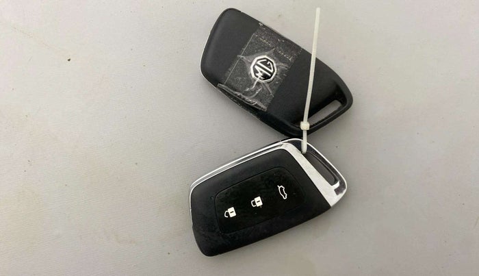 2021 MG HECTOR SHARP 1.5 DCT PETROL, Petrol, Automatic, 42,373 km, Key Close Up