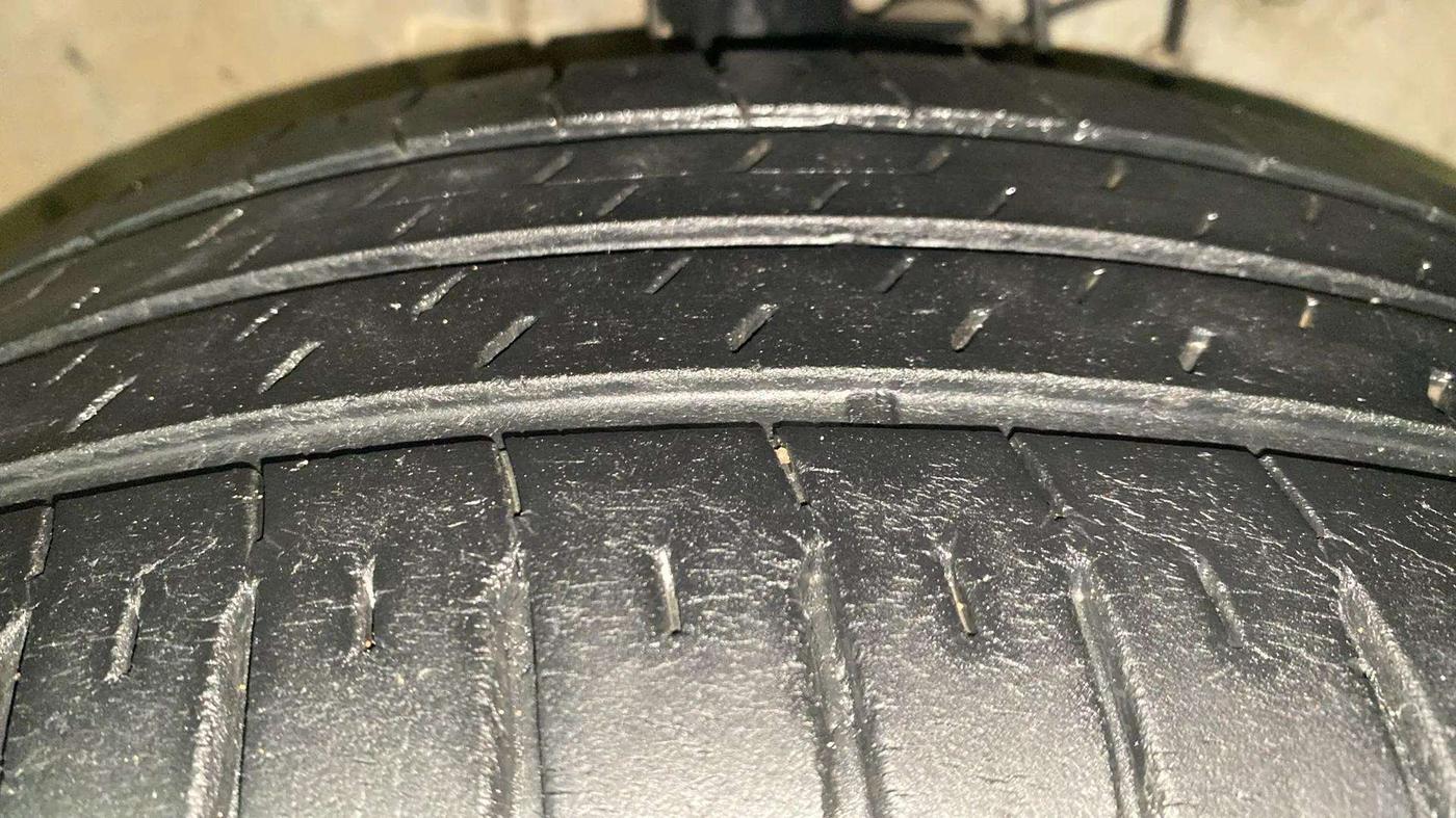 2014 Hyundai i20 SPORTZ 1.2, Petrol, Manual, 69,928 km, Right Front Tyre Tread