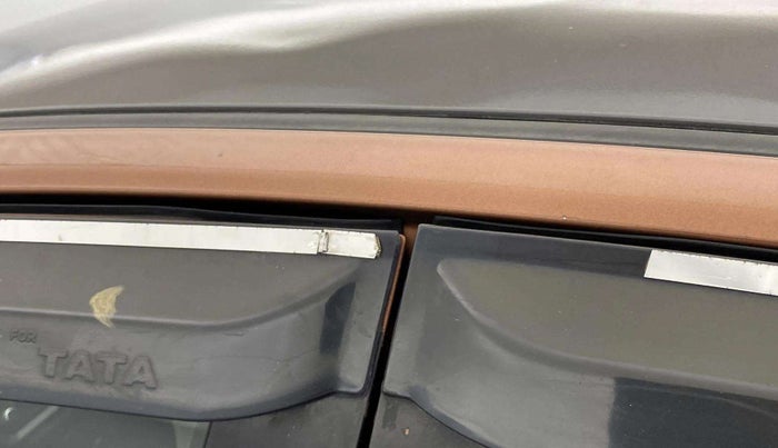 2018 Tata TIGOR XZ PETROL, Petrol, Manual, 63,251 km, Left B pillar - Paint is slightly faded