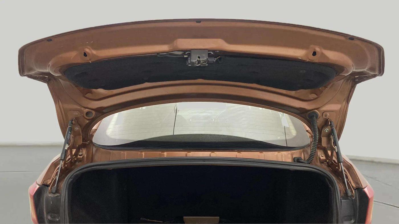 2018 Tata TIGOR XZ PETROL, Petrol, Manual, 65,915 km, Boot Door Open