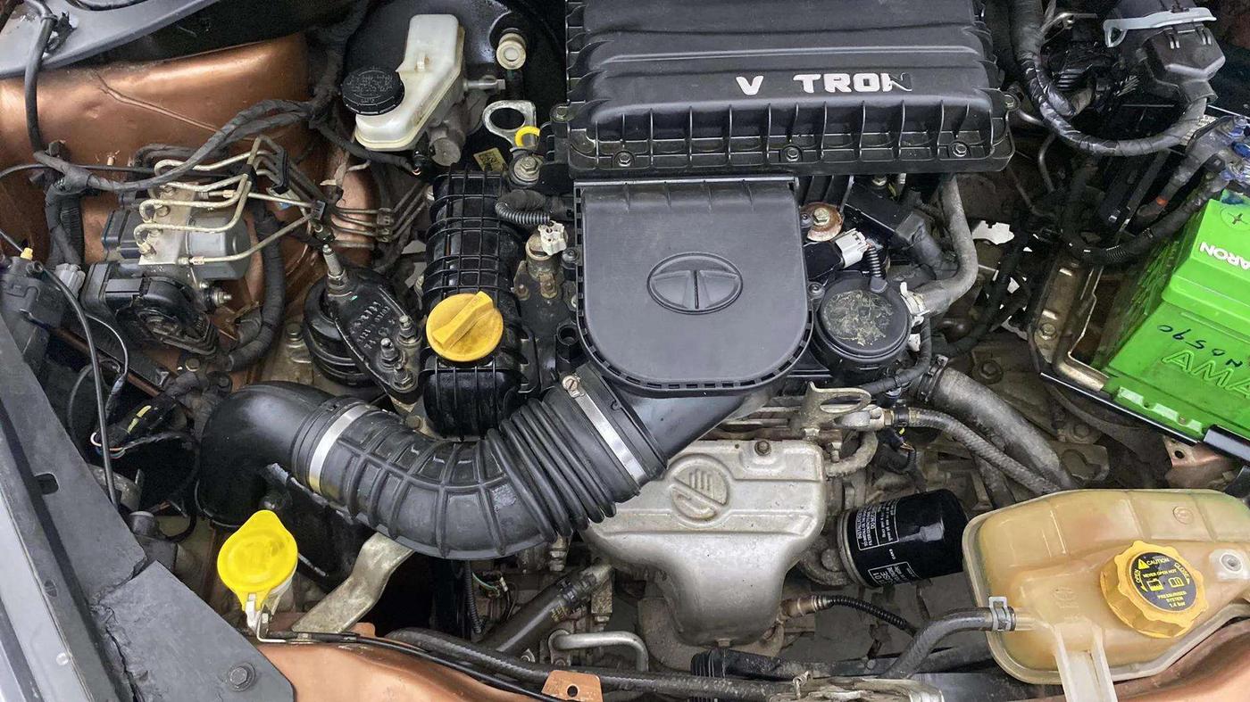 2018 Tata TIGOR XZ PETROL, Petrol, Manual, 65,915 km, Engine View - Right
