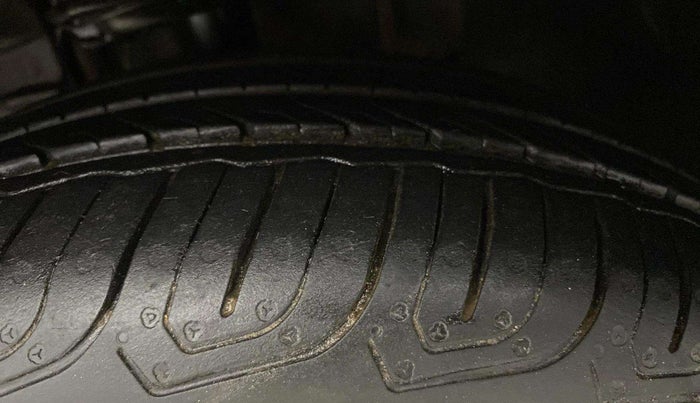 2018 Tata TIGOR XZ PETROL, Petrol, Manual, 63,251 km, Left Front Tyre Tread
