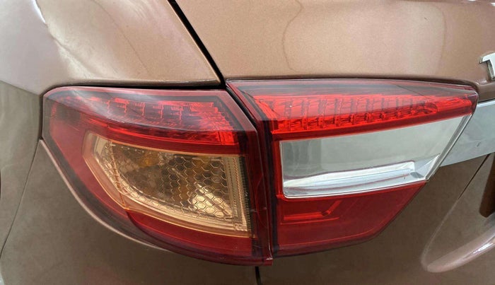 2018 Tata TIGOR XZ PETROL, Petrol, Manual, 63,251 km, Left tail light - Reverse gear light not functional