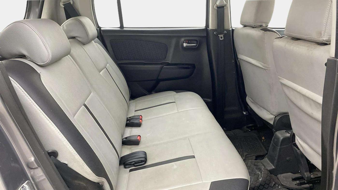 2013 Maruti Wagon R Stingray VXI, Petrol, Manual, 69,493 km, Right Side Rear Door Cabin