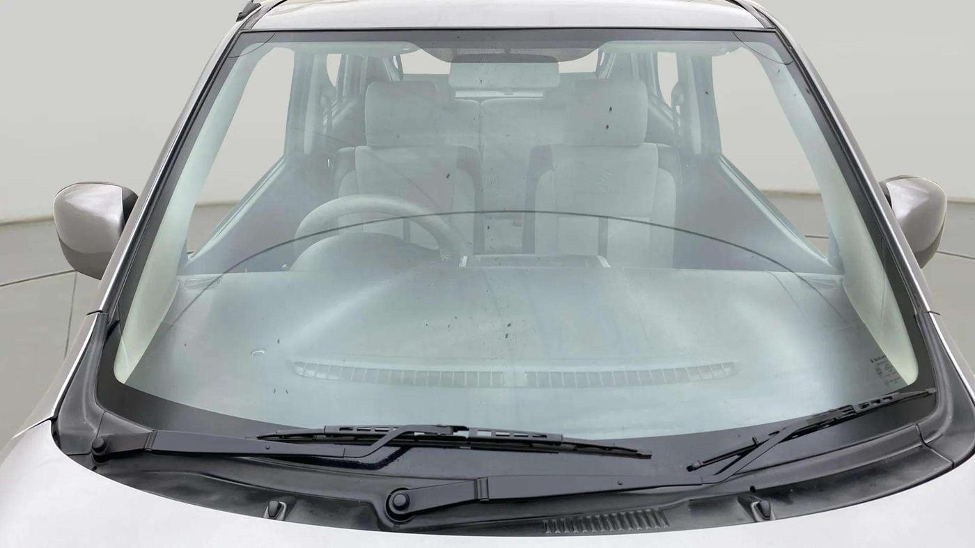 2013 Maruti Wagon R Stingray VXI, Petrol, Manual, 69,493 km, Front Windshield