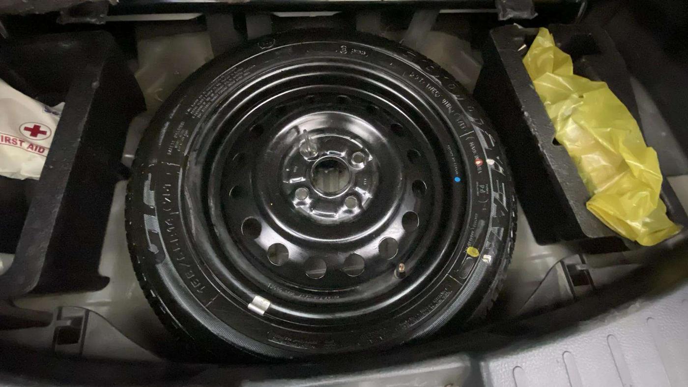 2013 Maruti Wagon R Stingray VXI, Petrol, Manual, 69,493 km, Spare Tyre