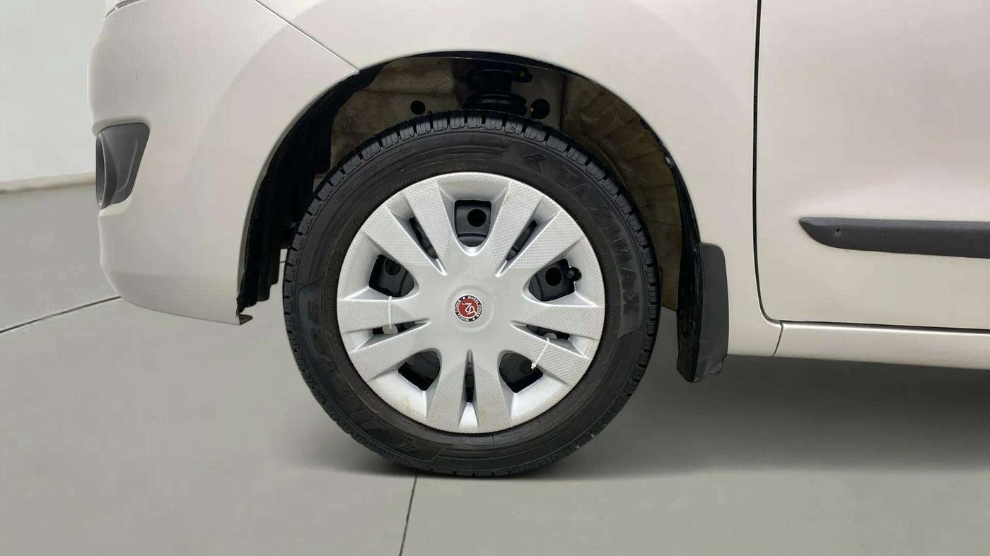 2017 Maruti Wagon R 1.0 VXI, Petrol, Manual, 72,062 km, Left Front Wheel