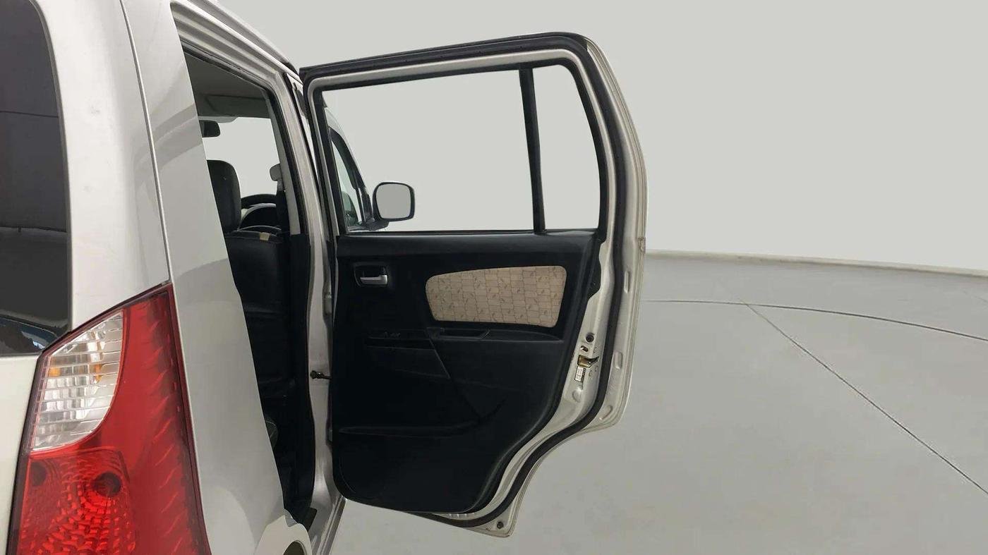 2017 Maruti Wagon R 1.0 VXI, Petrol, Manual, 72,062 km, RHS Rear Door