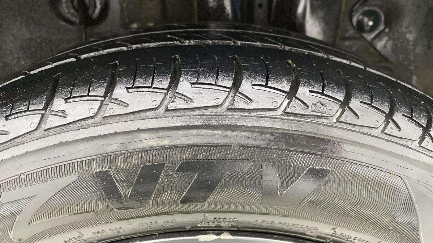2018 Hyundai Elite i20 ASTA 1.2, Petrol, Manual, 47,673 km, Left Rear Tyre Tread