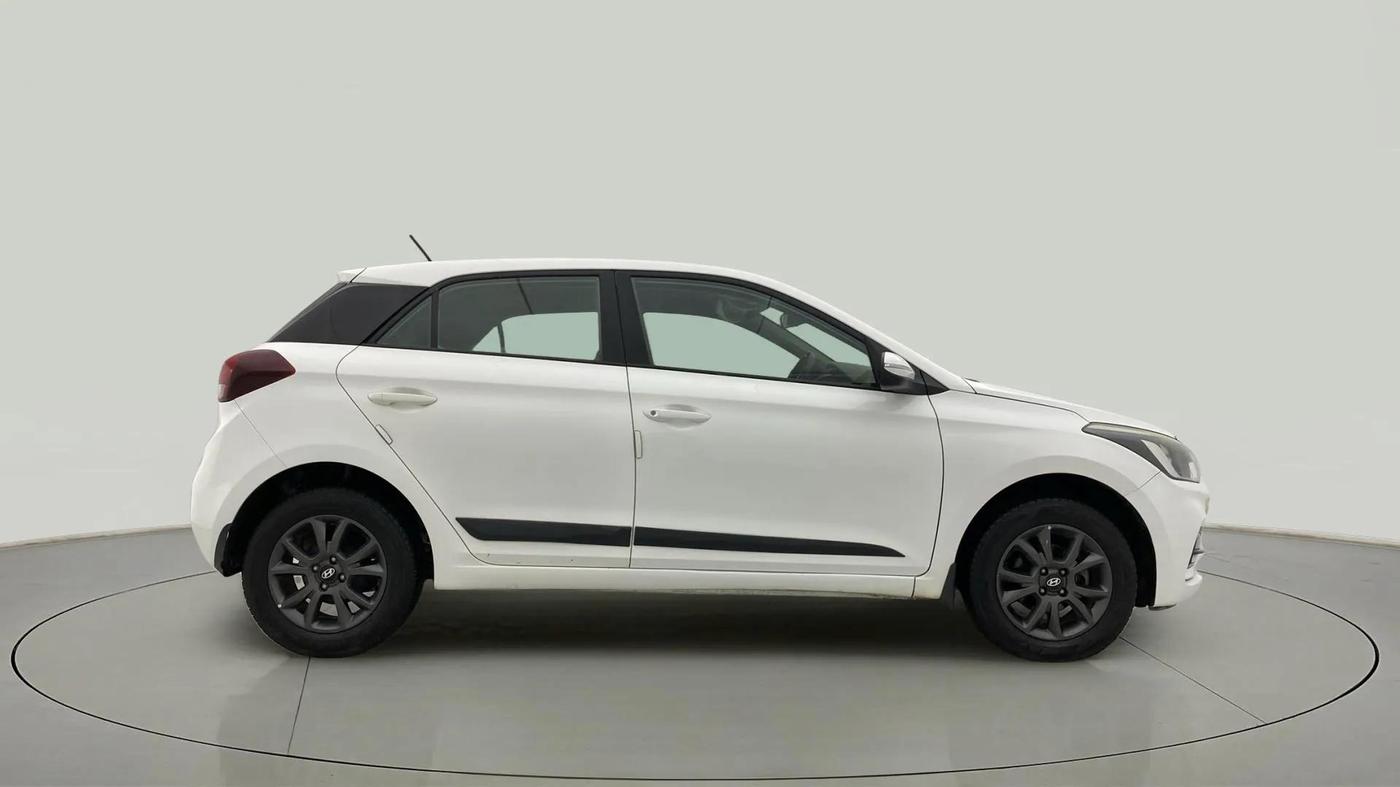 2018 Hyundai Elite i20 ASTA 1.2, Petrol, Manual, 47,673 km, Right Side View