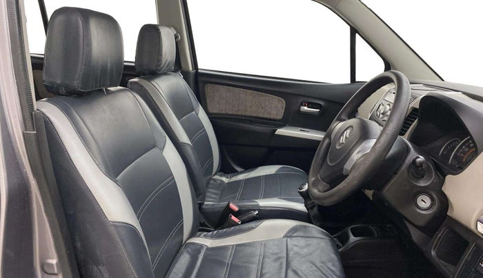 2014 Maruti Wagon R 1.0 VXI, Petrol, Manual, 45,725 km, Right Side Front Door Cabin