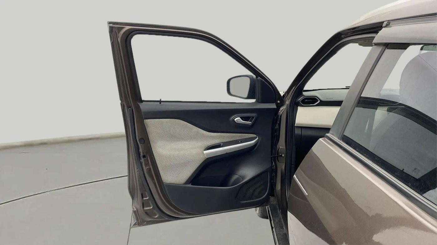 2021 Nissan MAGNITE XL TURBO, Petrol, Manual, 91,883 km, LHS Front Door