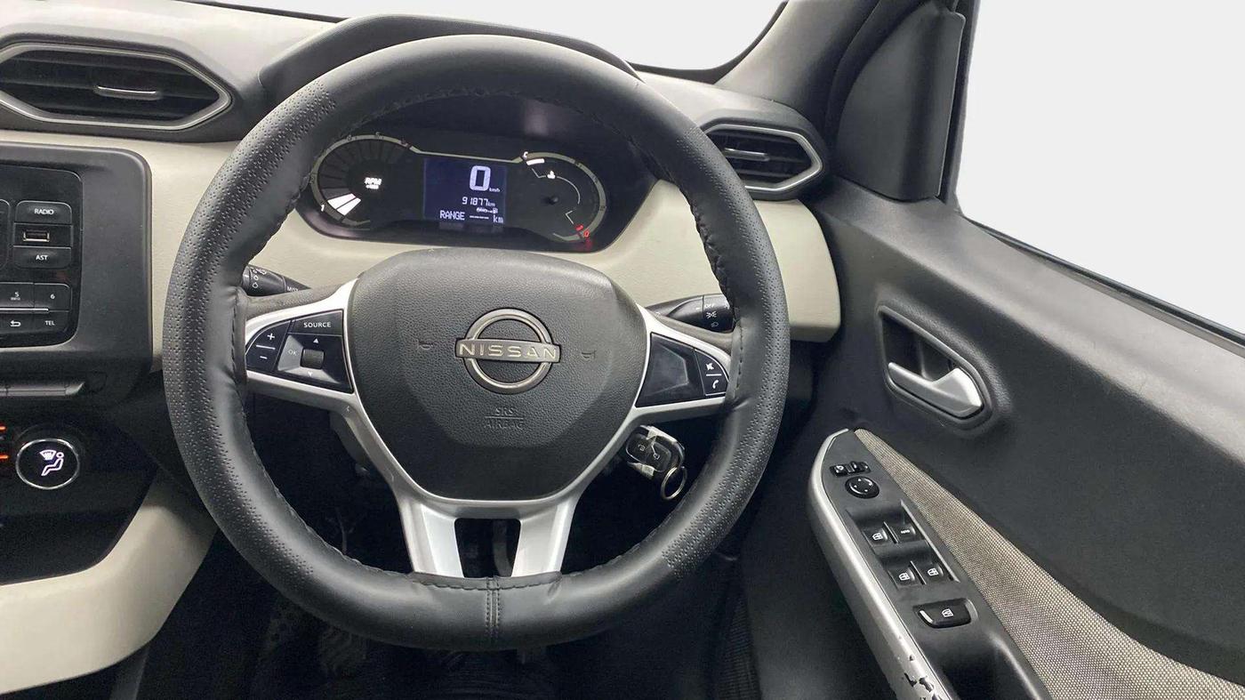 2021 Nissan MAGNITE XL TURBO, Petrol, Manual, 91,883 km, Steering Wheel Close Up