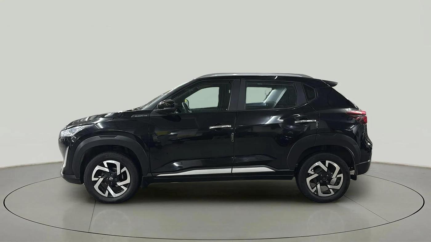 2022 Nissan MAGNITE XV MT, Petrol, Manual, 23,617 km, Left Side