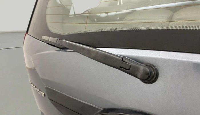 2017 Mahindra XUV500 W6, Diesel, Manual, 91,132 km, Rear Wiper