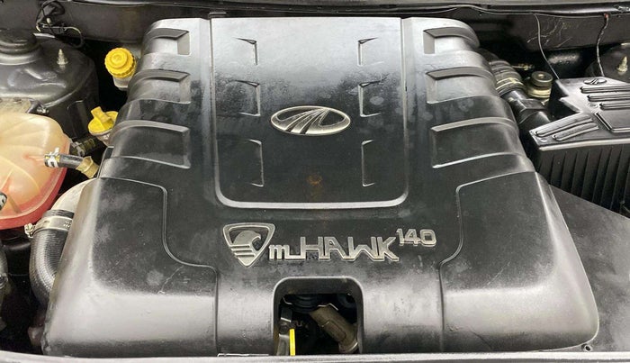 2017 Mahindra XUV500 W6, Diesel, Manual, 91,132 km, Engine View