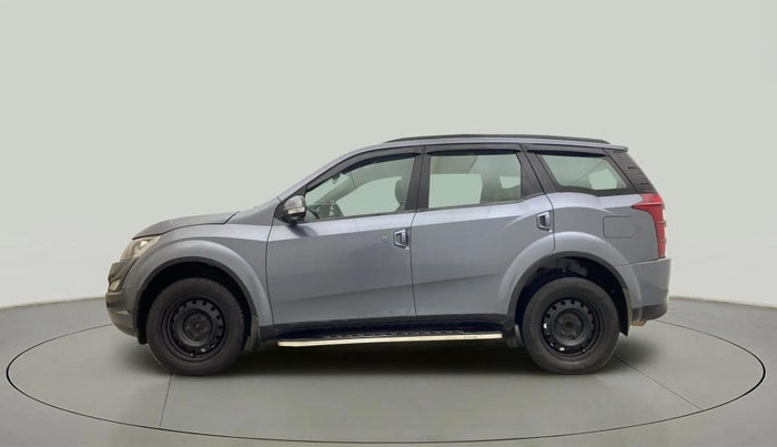 2017 Mahindra XUV500 W6, Diesel, Manual, 91,132 km, Left Side