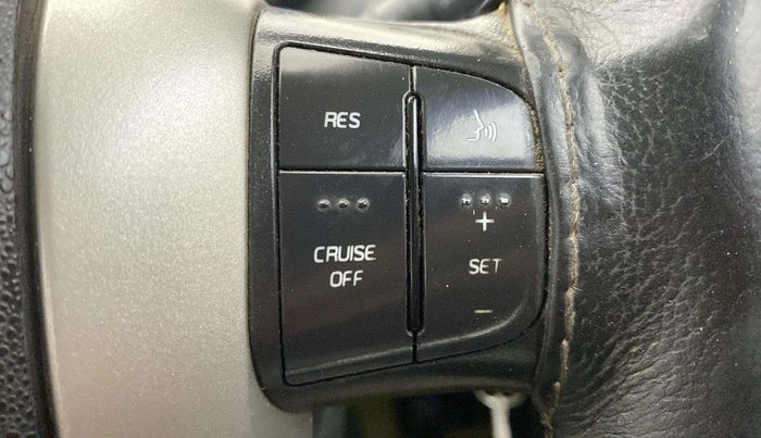 2017 Mahindra XUV500 W6, Diesel, Manual, 91,132 km, Adaptive Cruise Control