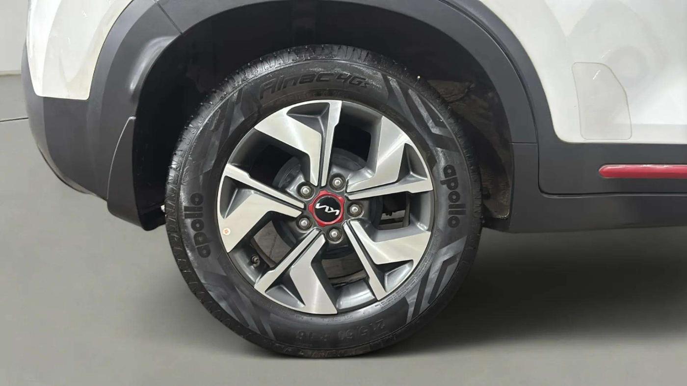 2023 KIA SONET GTX PLUS 1.0 DCT, Petrol, Automatic, 7,619 km, Right Rear Wheel