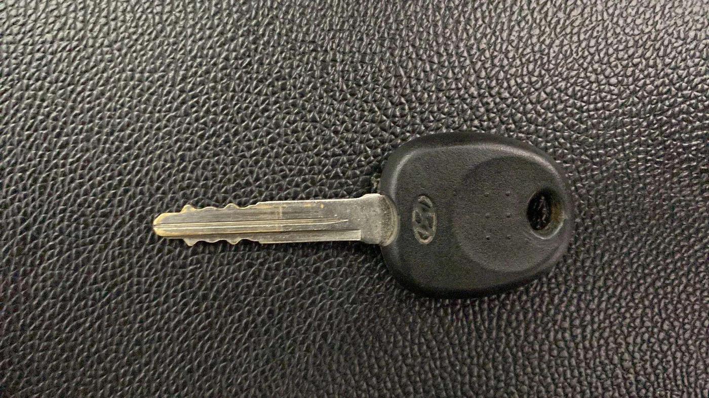 2021 Hyundai NEW SANTRO MAGNA AMT, Petrol, Automatic, 15,251 km, Key Close Up