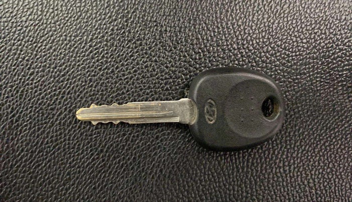 2021 Hyundai NEW SANTRO MAGNA AMT, Petrol, Automatic, 15,251 km, Key Close Up