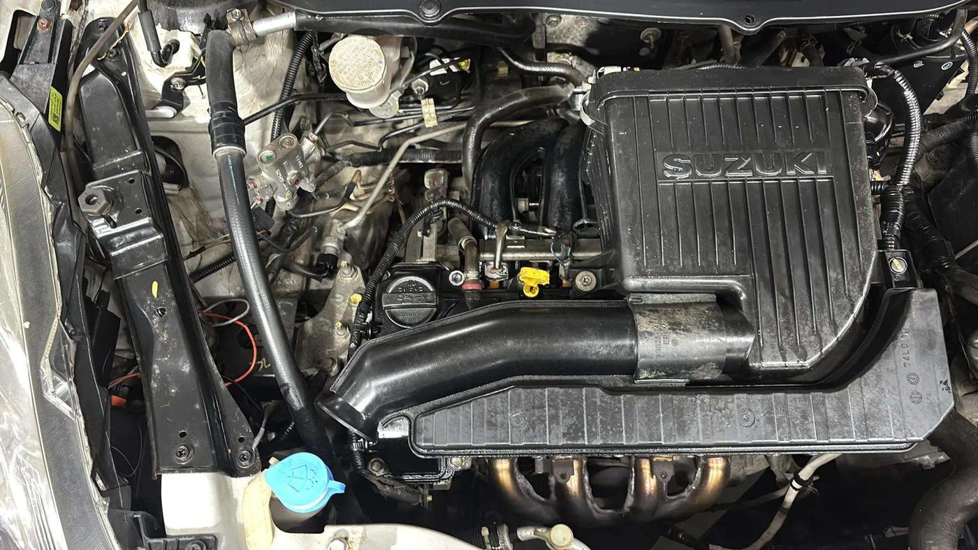 2016 Maruti Swift Dzire VXI, Petrol, Manual, 26,059 km, Engine View - Right