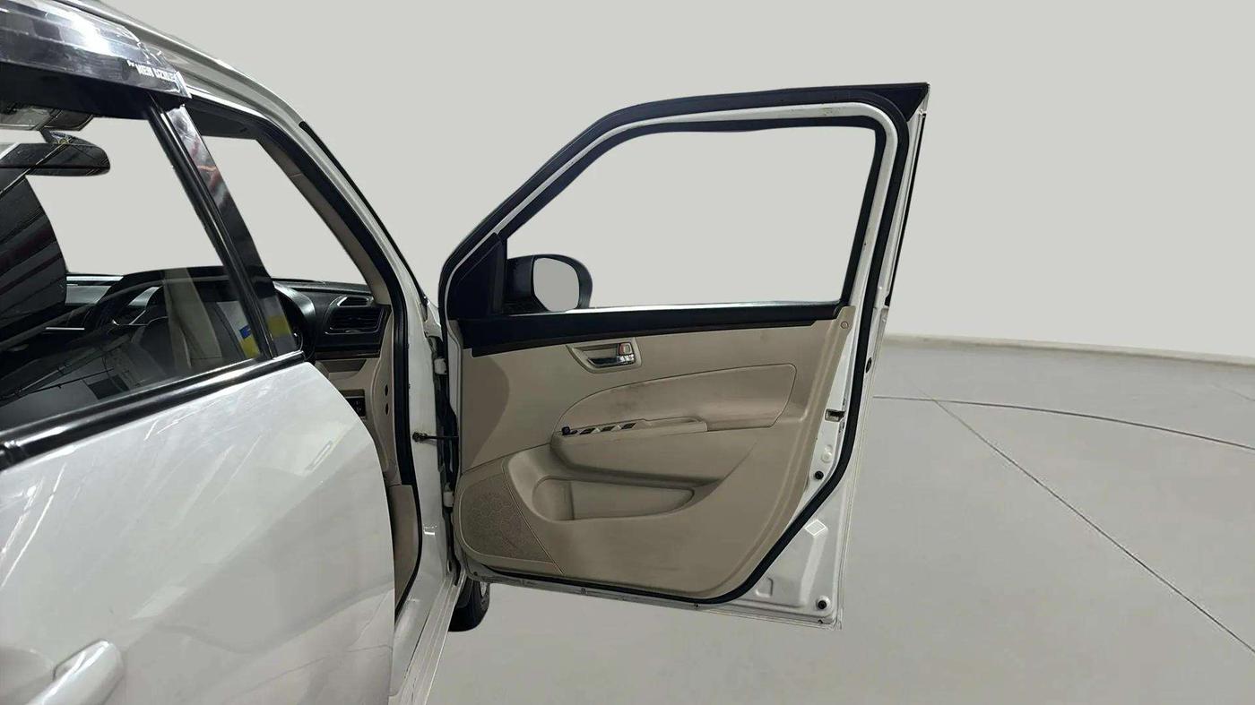 2016 Maruti Swift Dzire VXI, Petrol, Manual, 26,059 km, RHS Front Door