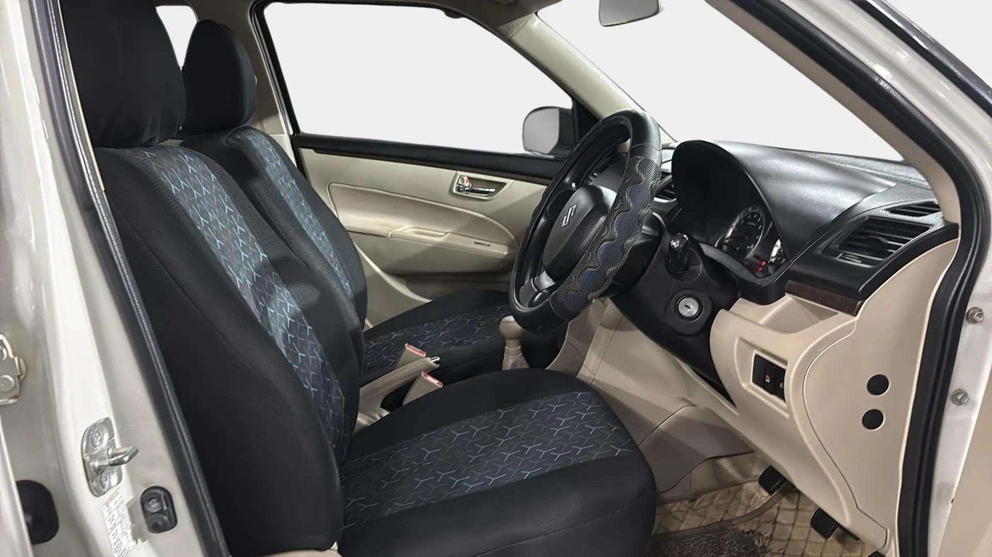 2016 Maruti Swift Dzire VXI, Petrol, Manual, 26,059 km, Right Side Front Door Cabin