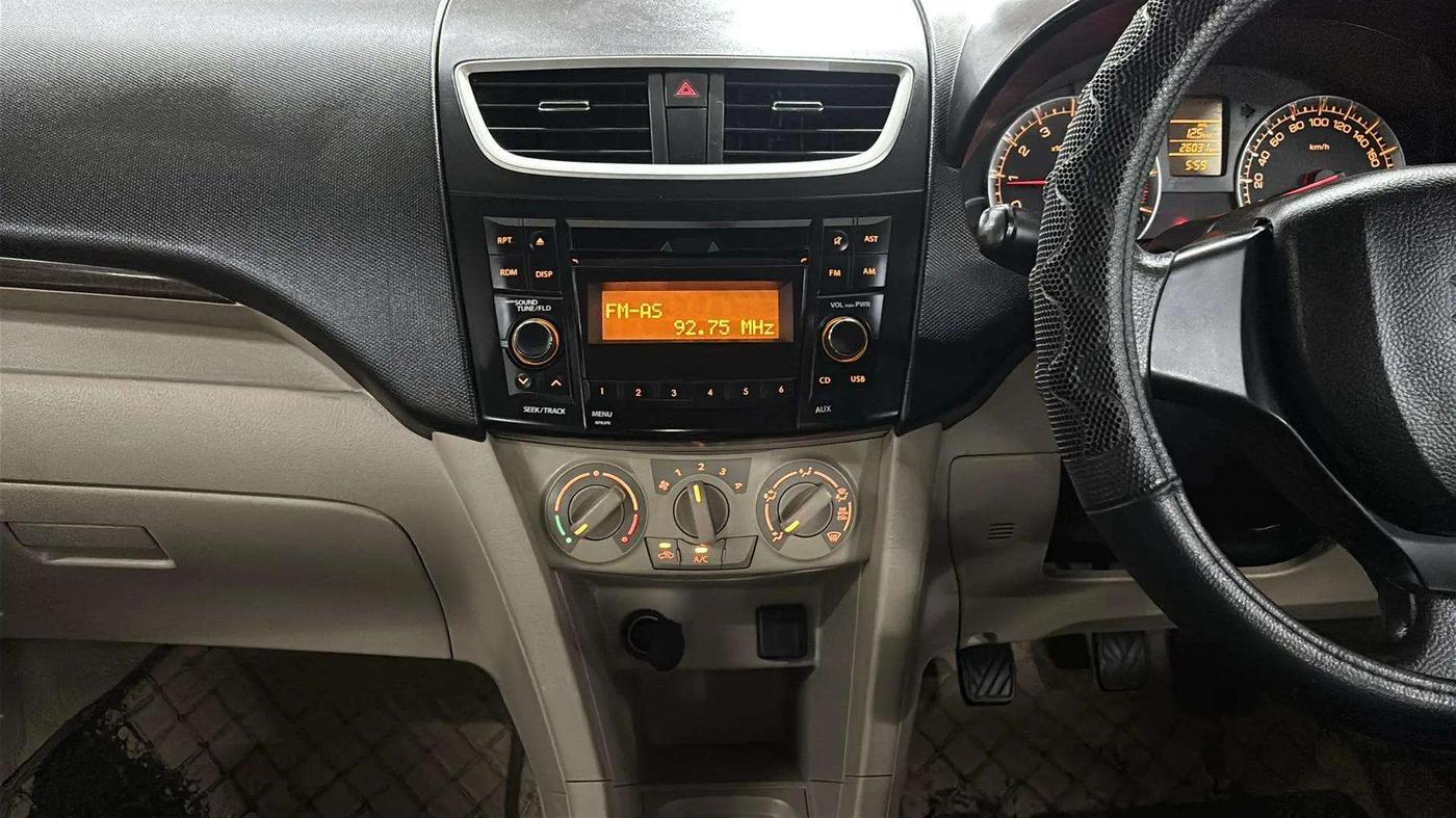 2016 Maruti Swift Dzire VXI, Petrol, Manual, 26,059 km, Air Conditioner