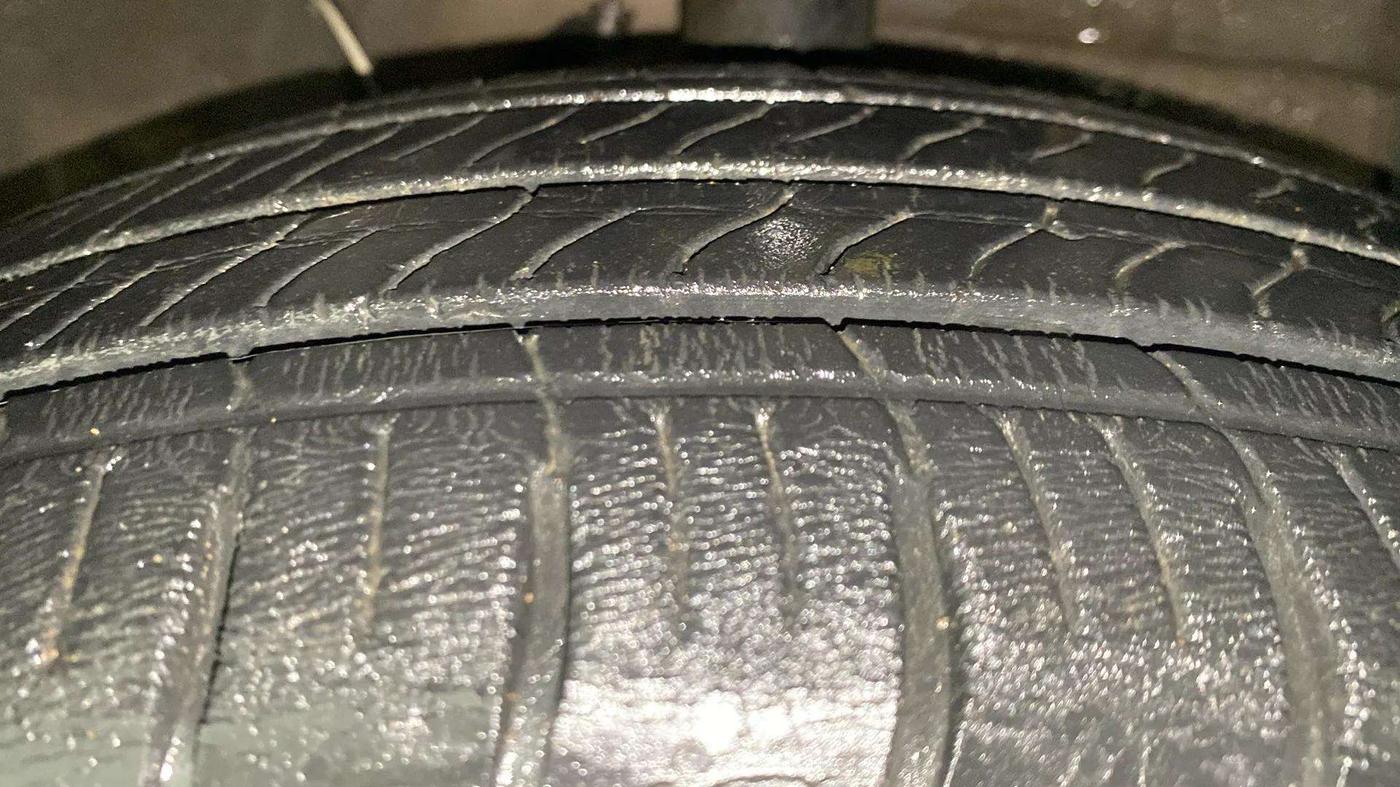 2020 Hyundai AURA SX 1.2 (O), Petrol, Manual, 19,666 km, Right Front Tyre Tread