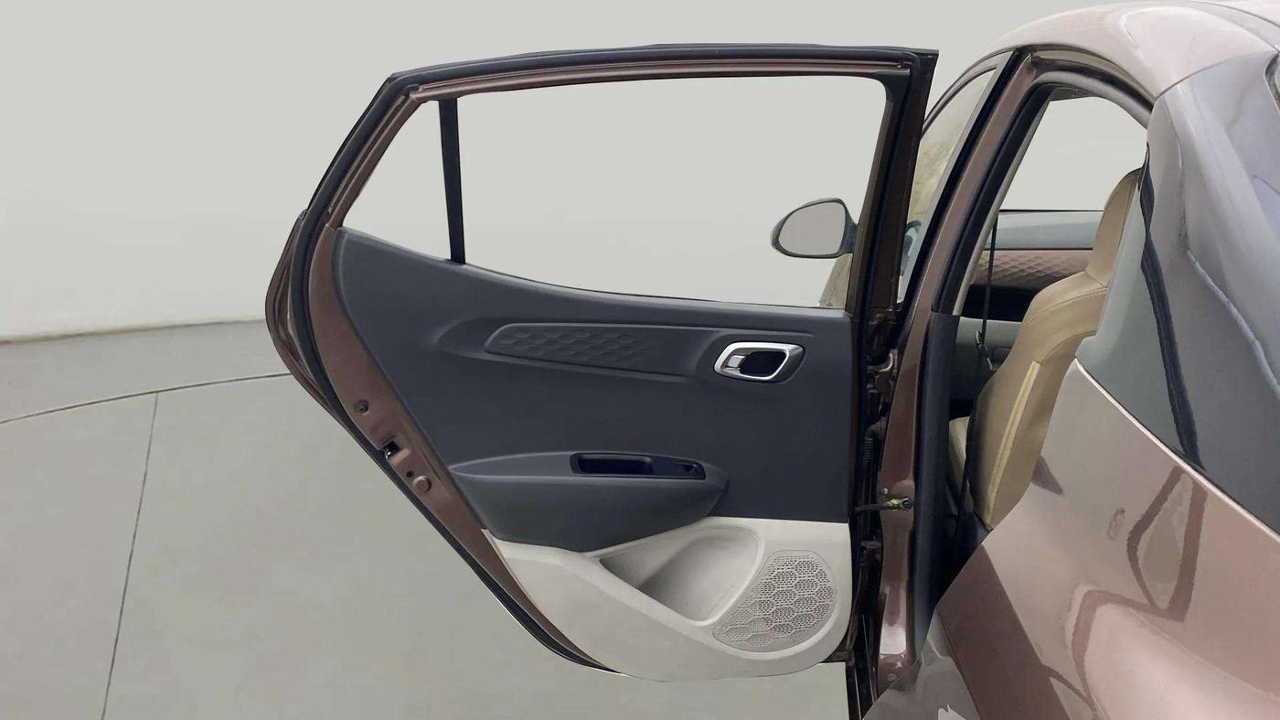 2020 Hyundai AURA SX 1.2 (O), Petrol, Manual, 19,666 km, LHS Rear Door