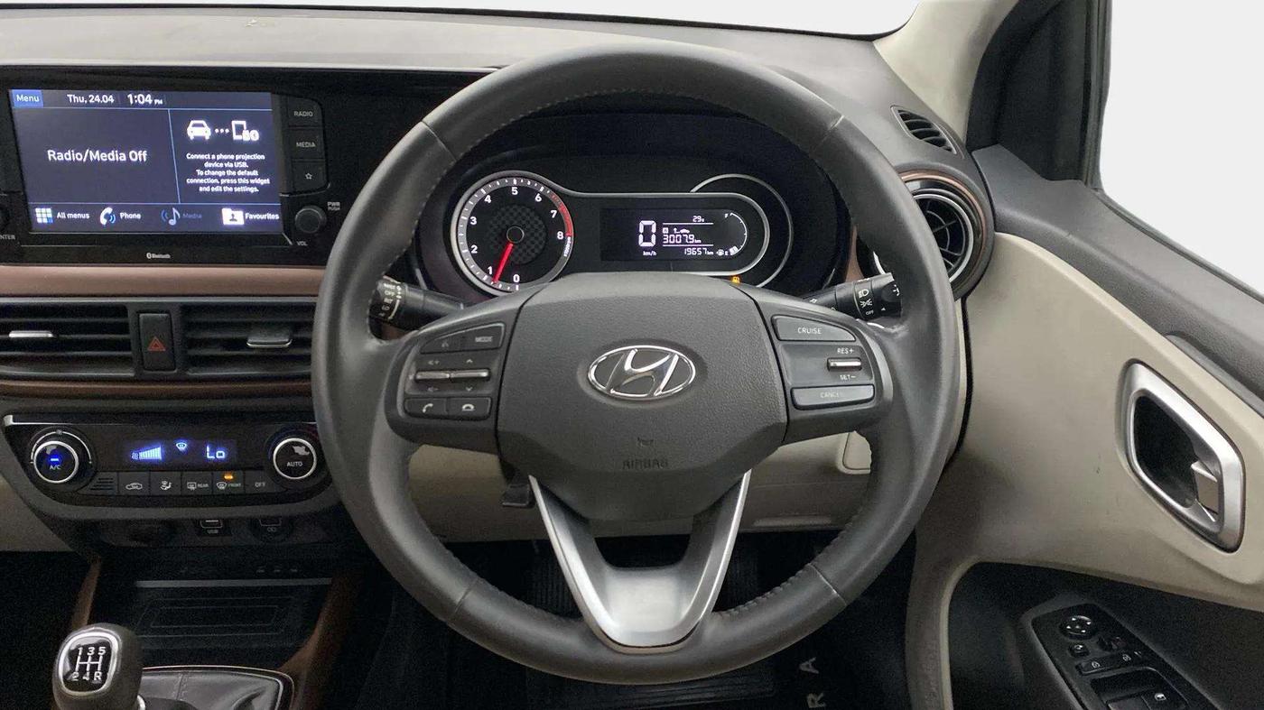 2020 Hyundai AURA SX 1.2 (O), Petrol, Manual, 19,666 km, Steering Wheel Close Up
