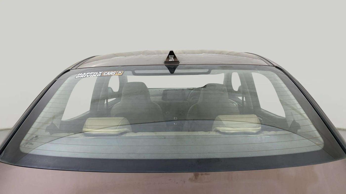 2020 Hyundai AURA SX 1.2 (O), Petrol, Manual, 19,666 km, Rear Windshield