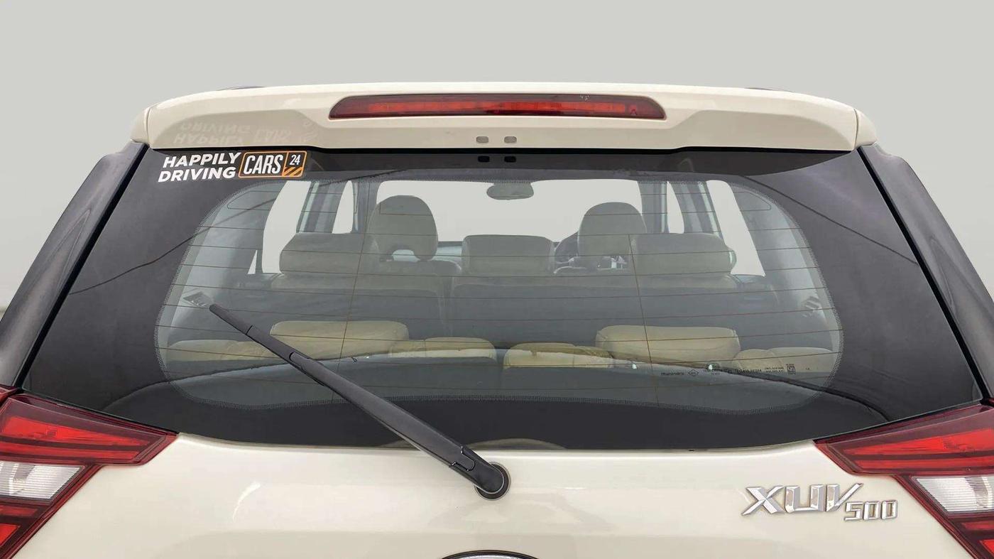 2020 Mahindra XUV500 W11, Diesel, Manual, 60,406 km, Rear Windshield