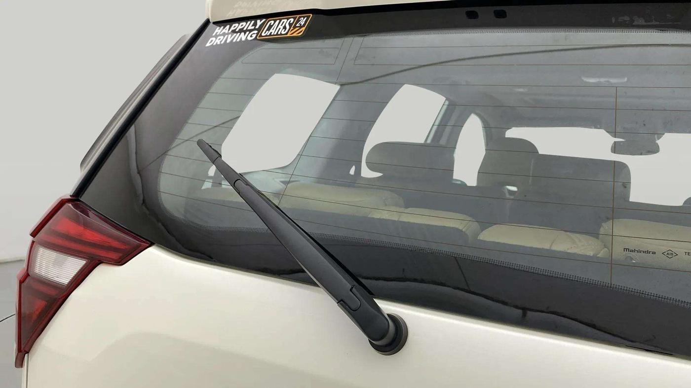 2020 Mahindra XUV500 W11, Diesel, Manual, 60,406 km, Rear Wiper
