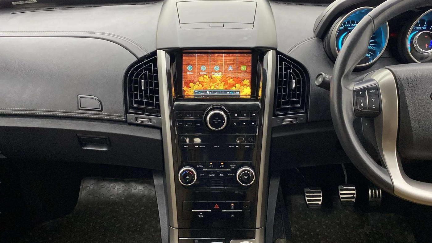 2020 Mahindra XUV500 W11, Diesel, Manual, 60,406 km, Air Conditioner