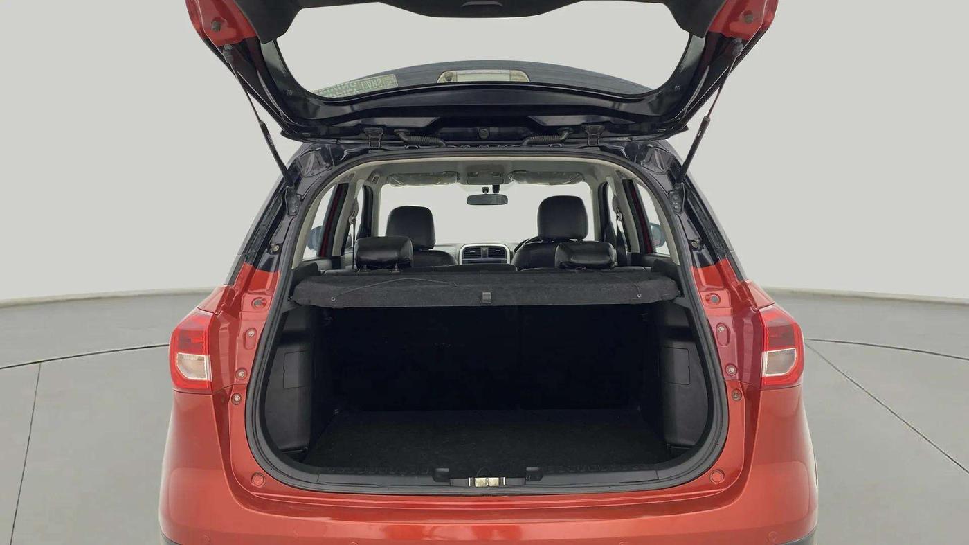 2019 Maruti Vitara Brezza ZDI PLUS AMT, Diesel, Automatic, 79,631 km, Boot Inside