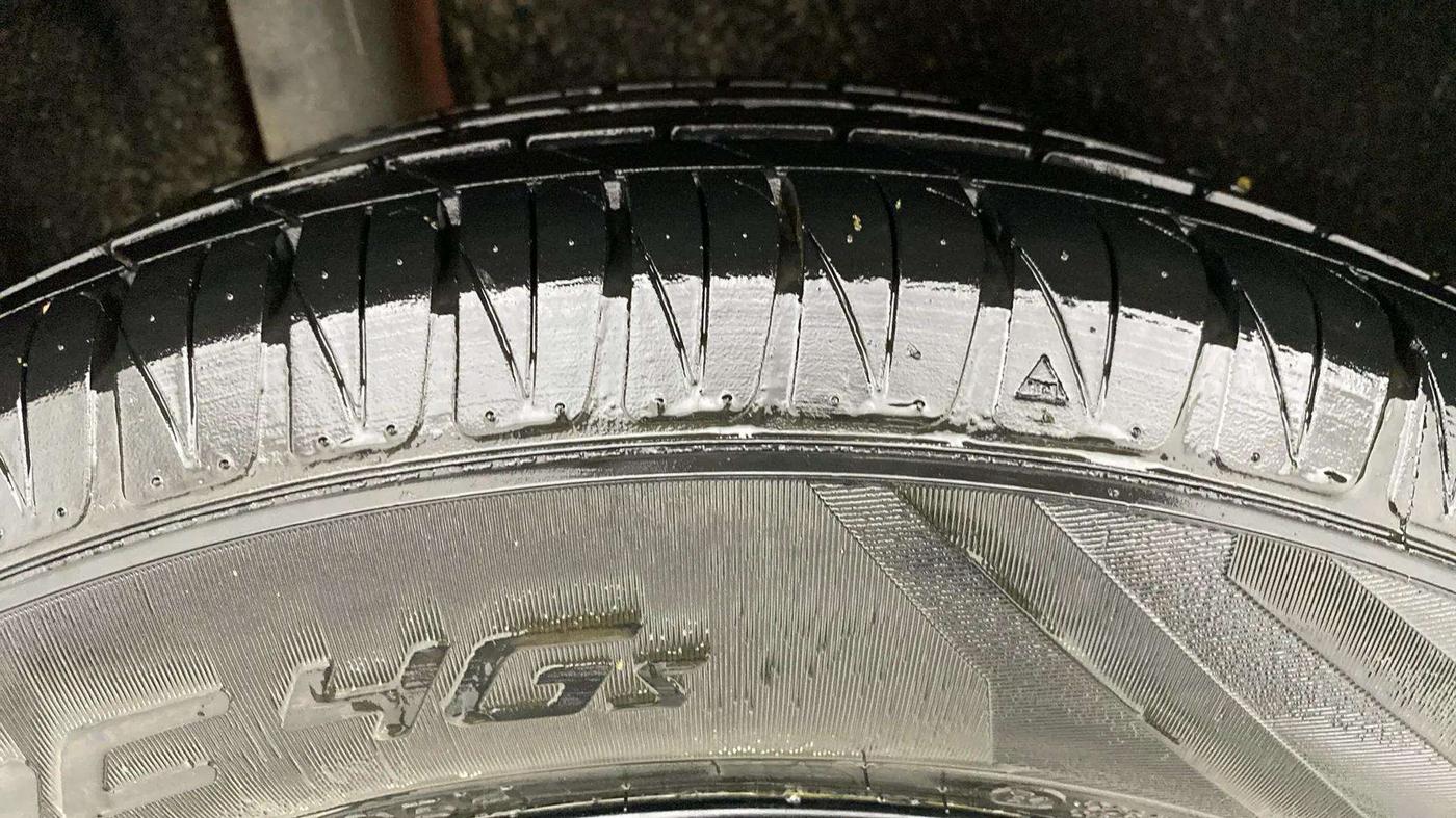 2019 Maruti Vitara Brezza ZDI PLUS AMT, Diesel, Automatic, 79,631 km, Left Rear Tyre Tread
