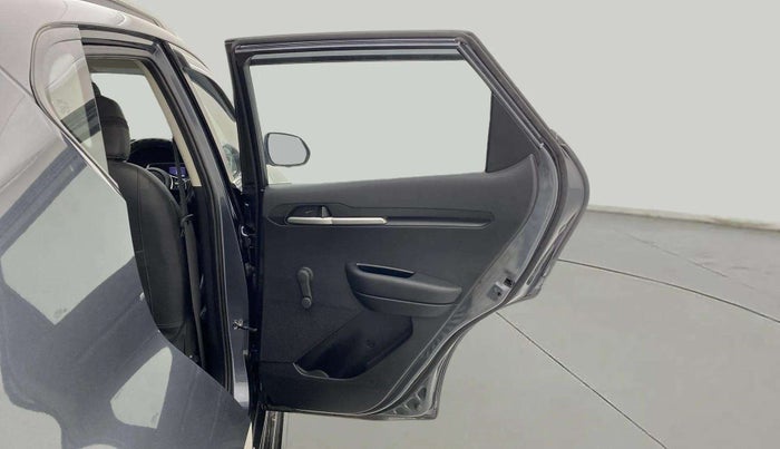 2023 KIA SONET  HTE 1.5 DIESEL IMT , Diesel, Manual, 38,070 km, RHS Rear Door