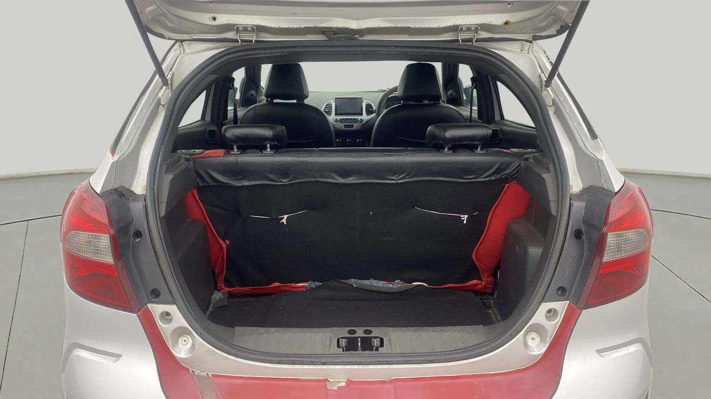 2019 Ford FREESTYLE TREND PLUS 1.2 PETROL, Petrol, Manual, 56,705 km, Boot Open Zoomed View