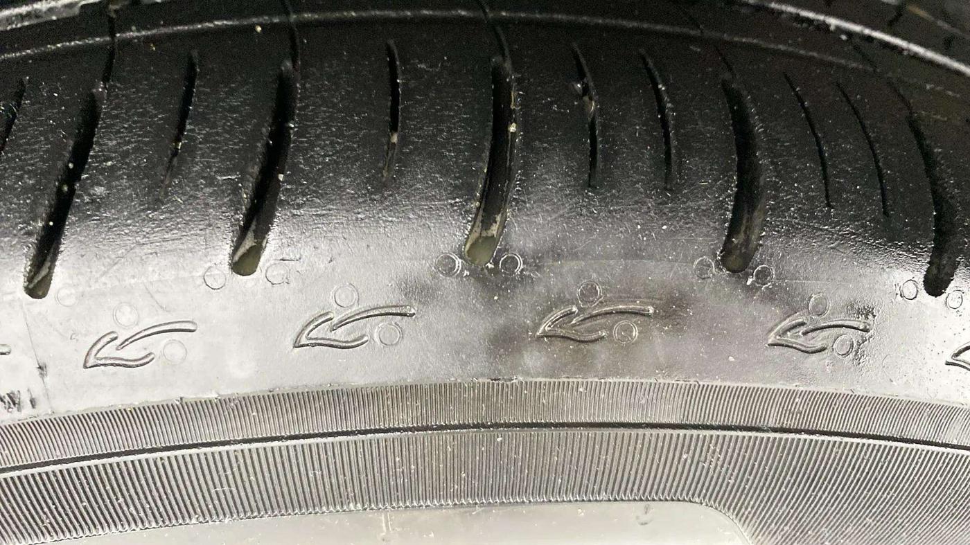 2019 Ford FREESTYLE TREND PLUS 1.2 PETROL, Petrol, Manual, 56,705 km, Left Front Tyre Tread