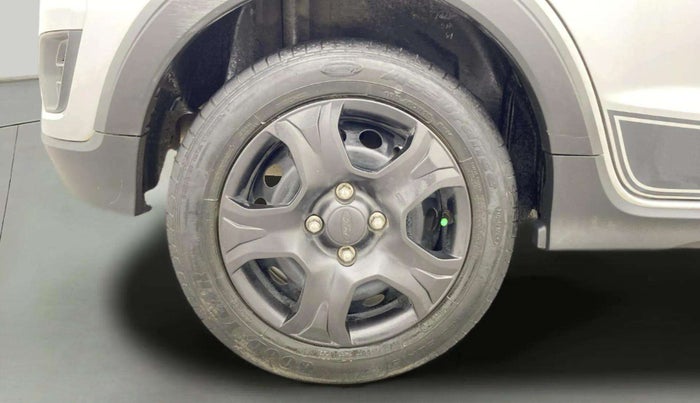 2019 Ford FREESTYLE TREND PLUS 1.2 PETROL, Petrol, Manual, 56,705 km, Right Rear Wheel