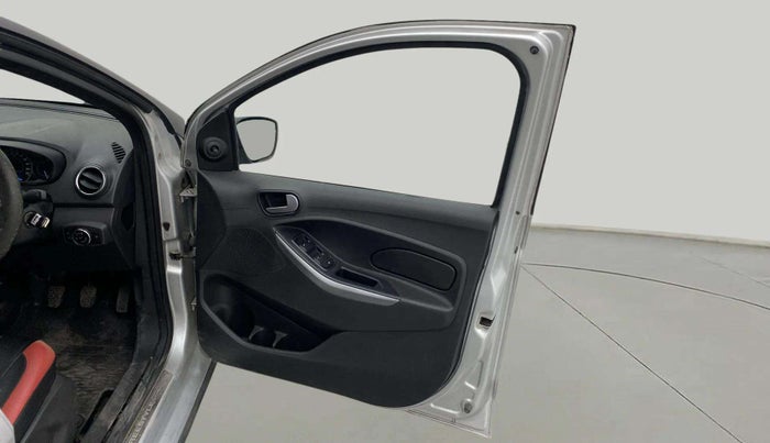 2019 Ford FREESTYLE TREND PLUS 1.2 PETROL, Petrol, Manual, 56,705 km, RHS Front Door