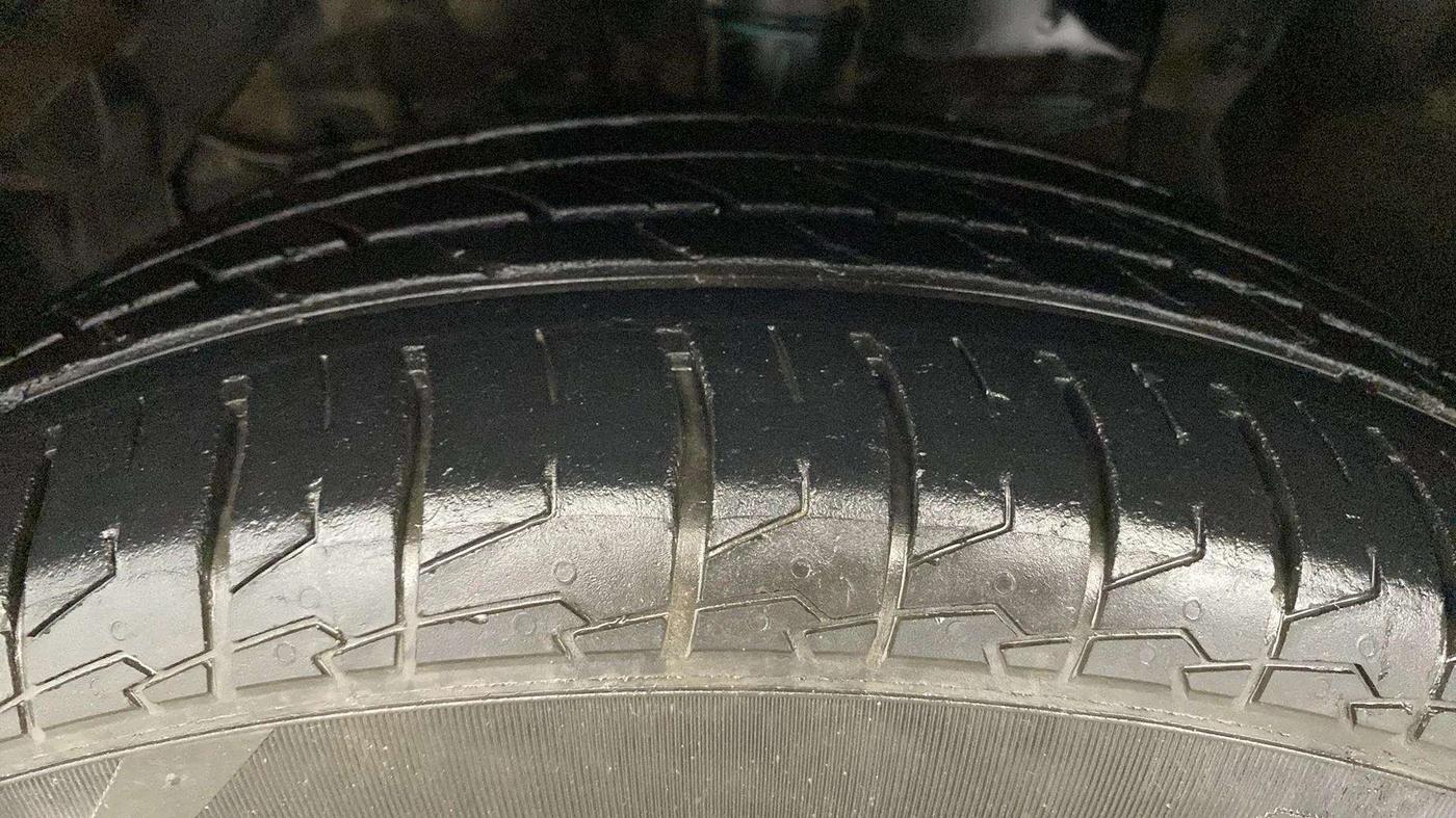 2018 Maruti S Cross DELTA 1.3, Diesel, Manual, 89,317 km, Left Front Tyre Tread
